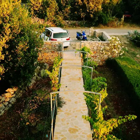 Cozy House In Old Stone Village Hvar Island Holiday home